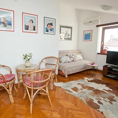 Magnolia Apartment *